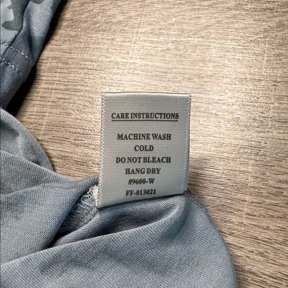 Pair of FREE FLY Men’s Blue Green Camo Lightweight Bamboo Long Sleeve T-Shirts - Picture 6 of 9